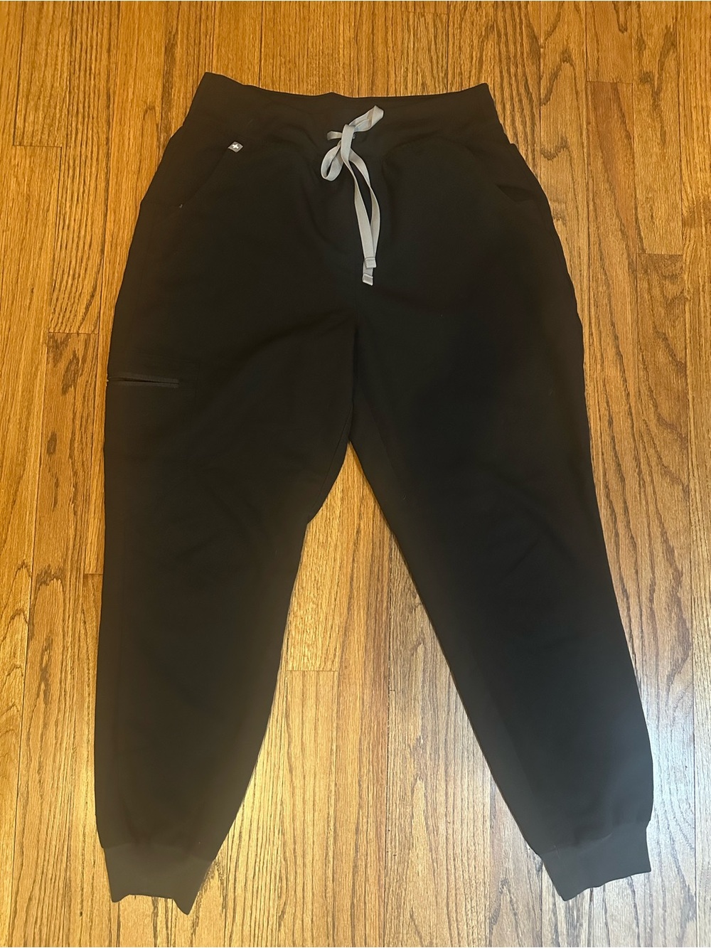 FIGS Women’s High Rise Black Jogger Pants with Drawstring